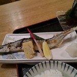 魚料理 常陸 - サンマ塩焼き