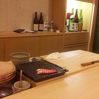 かね七商店　鮨ひろ喜 - 酒は常温かお燗か
