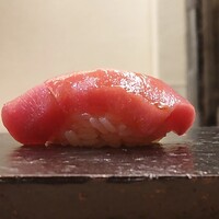 鮨 なんば 日比谷 - 中トロ