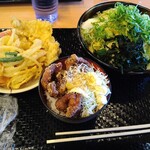 Kogane Seimenjo - 温玉ぶっかけ3玉、唐揚げ丼、野菜かき揚げ、とり天