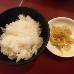 麺房 十兵衛 - ライス＋もやしナムル（無料サービス）