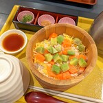 海の穂まれ - サーモンアボカド