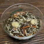 成城石井 - 料理写真:北海道産帆立とアカモクの酢の物