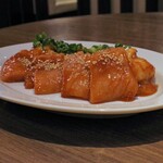 焼肉レストラン ロインズ - ミノと丸腸