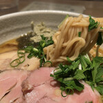 めんどころ 誠悠堂 - チャーシューと麺もグッド