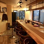 ワイン ステーション プラス - 内観・メインカウンター
