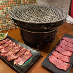 Yakiniku Akami Nikugatou San San Hachi Kyuugo - 