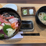 Sassan - 1000円ちょっきり　海鮮丼とお蕎麦ランチ
