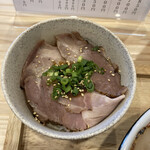 中華そば 肴 yamago - 肉飯小（¥400）