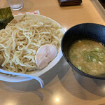 濃厚鶏ソバ 麺 ザ クロ - 