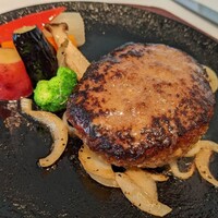 シエ・ワシズ - 特製ハンバーグ