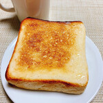 食パン工房 むぎ - 食パン4枚切りをトーストに。