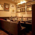 ビストロ ワイン カフェ ハース - ～８名様にはこんなお席はいかがですか？