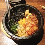 Niku Nabe Kankoku Ryouri Kankoku Baru Okoge - 石焼きビビンバ