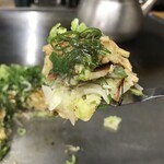 Okonomiyaki Kapu - 一口にカット