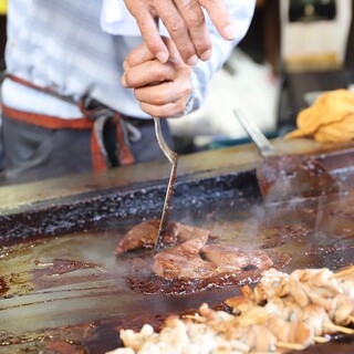 鉄板焼 ホルモン やまき_1