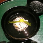 日本料理 幸庵 - 椀物は木耳と蟹と銀杏の入ったしんじょ