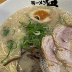 博多豚骨ラーメン伍 - 