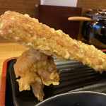 うどん居酒屋 江戸堀 - 揚げたての天麩羅です