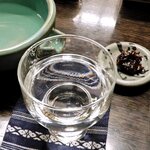 蕎麦・料理 籔半 - 蕎麦屋 籔半 「日本酒・冷や（天穏）」