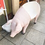喜とん - 黒豚なのに外はピンク豚