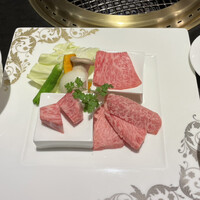 仙台牛焼肉 花牛 - 