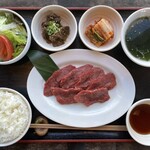 YAKINIKU A FIVE 徳 - 