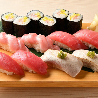 我们以生的蓝鳍金枪鱼为荣◎以合理的价格可以享用各种正宗 的寿司
