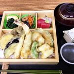 Best Ten-don (tempura rice bowl)