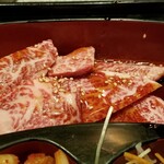 炭火焼肉 東海苑 - 