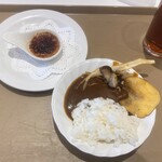 Resutoran Ra Beranda - クリームブリュレとアパ社長カレー