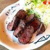 ワイルドライフ - 料理写真:鹿肉ステーキ