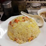 中華料理 宝龍 - カニチャーハン￥850