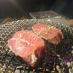 炭火焼肉 矢つぐ - 