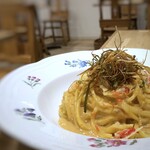 Pasteria felice - ＊パスタは生麺でモチモチ食感。 クリームソースは程よいウニの味わいを感じ滑らか。 少し塩が強いように感じましたけれど、最近私が塩気に敏感なせいだと思います。