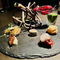 薪焼ステーキ コケット - 前菜8種盛り合わせ