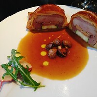 ラ・ボンヌターブル - 