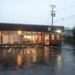 パーラー山と田んぼ - 国道108号線沿い、JR前谷内駅からもそう離れてないミャ