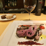 ラ メーラ - 羊　すごく美味しい。付け合わせも全て美味しい。