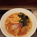 萬福大飯店 - ラーメンと餃子セット(1045円) ラーメン
