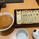 そば処 長岡小嶋屋 - へぎそばとタレかつ丼セット　(小)  そば大盛