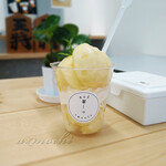 市場果ふぇ 翠ーっ - 桃パフェ