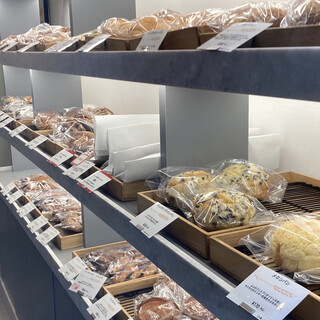 ビーシー ベーカリー パン直売所_2