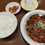 上海家庭料理 謝謝 - ランチの麻婆豆腐定食