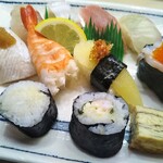 Uoyoshi - にぎり定食（お昼の定食） 1,100円