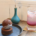 ザ デイ コーヒ ースタンド - 