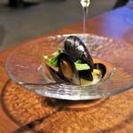 ワイン食堂トランク イタリアゴハン - ムール貝