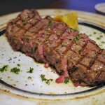 ワイン食堂トランク イタリアゴハン - サーロインステーキ