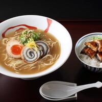 ランチ限定10食　極みうなそばセット