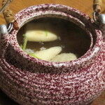 萬国屋 - 松茸の土瓶蒸し